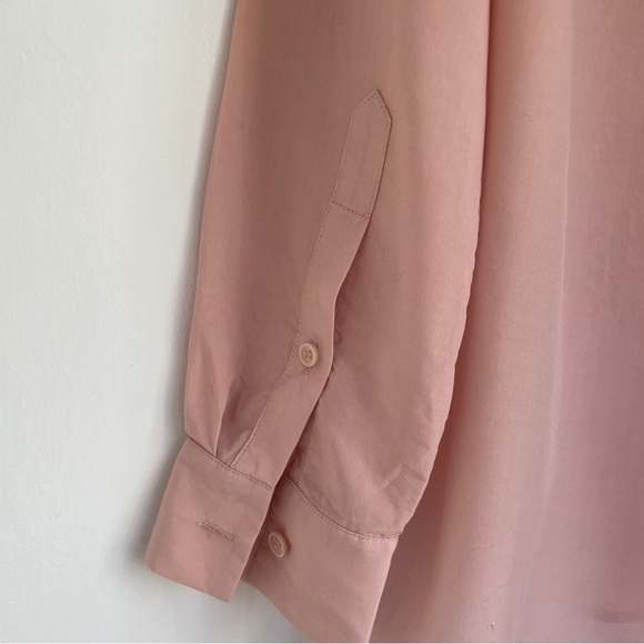 Filippa K relaxed fit button up in size small, soft pink. - Picture 4 of 9